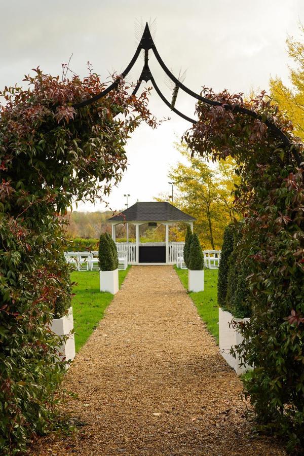 De Vere Cranage Estate Holmes Chapel Buitenkant foto